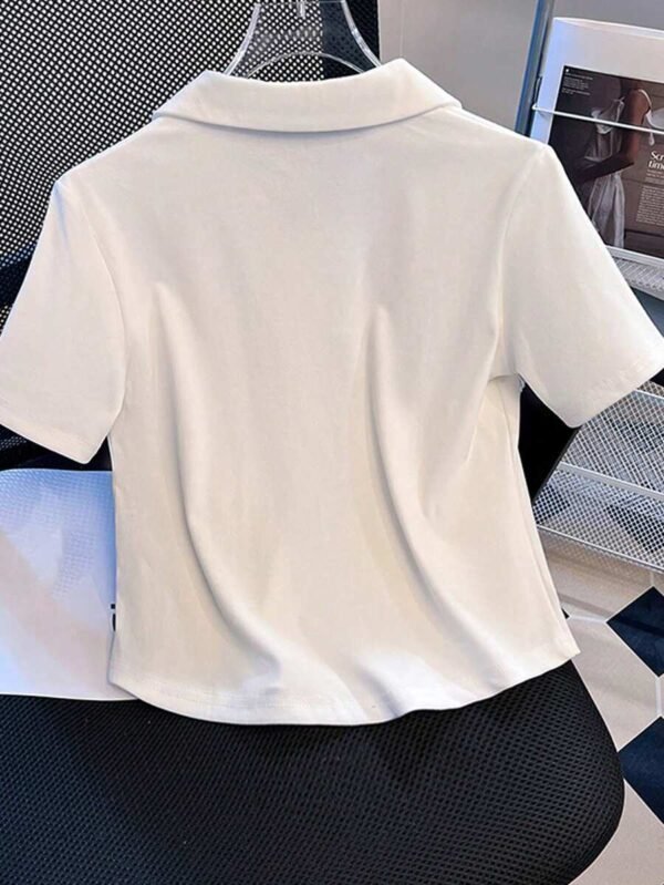 Camiseta con bordado de cerezas para mujer - Imagen 3