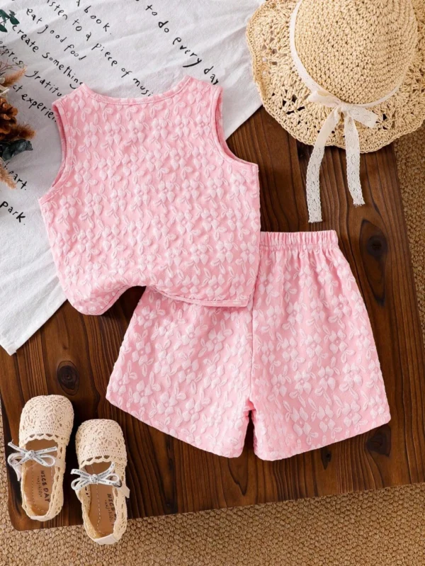 Chaleco y pantalones cortos de tela texturizada rosa - Imagen 3