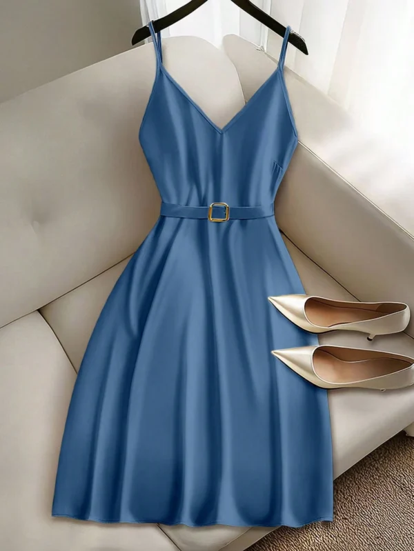 Vestido de mujer de línea A con cuello en V