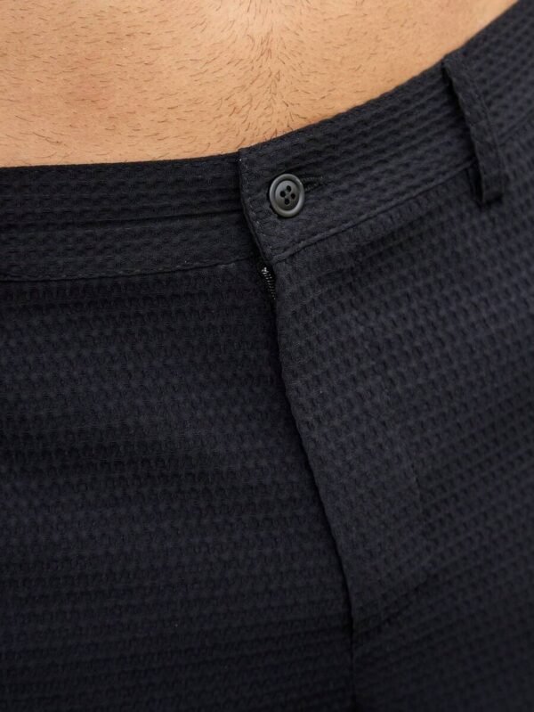 Shorts unicolor con bolsillo oblicuo - Imagen 2