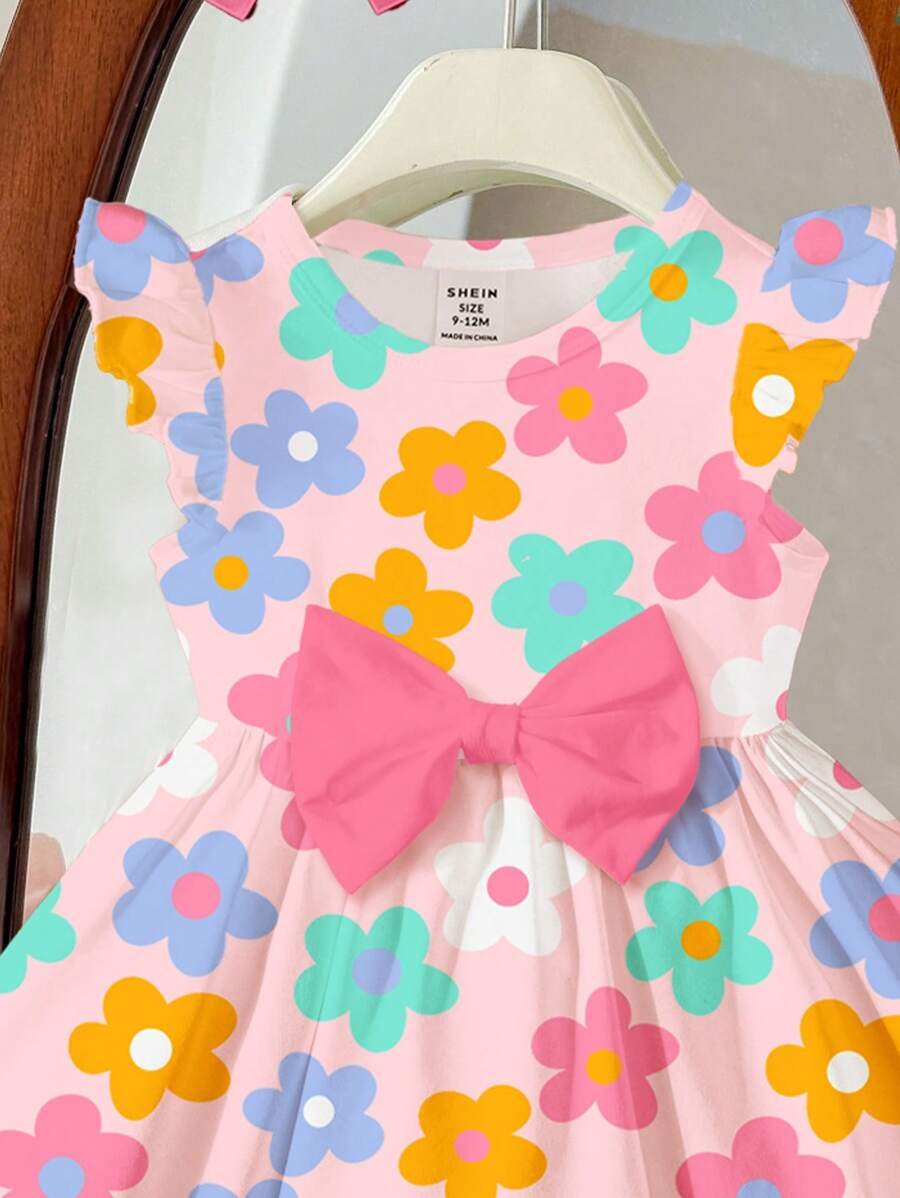 Vestido casual de niña pequeña con manga corta y estampado de lazo - Imagen 2