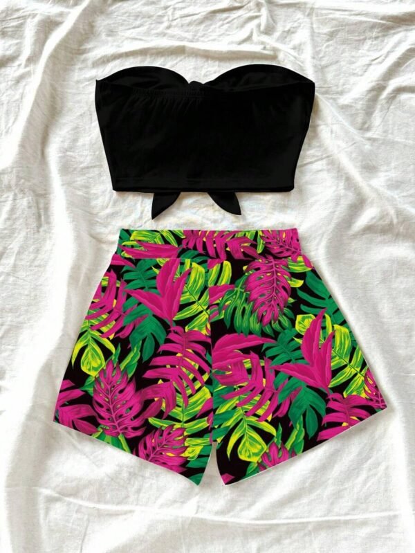 Top bandeau informal y pantalones cortos con estampado de hojas - Imagen 3