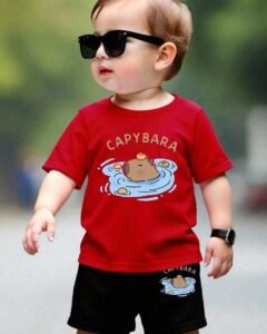 Camiseta de manga corta con estampado gráfico y pantalones cortos casuales