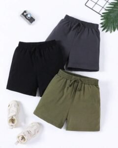 Shorts unicolor con nudo delantero
