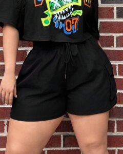 Pantalones cortos con cintura de cordón y bolsillos