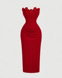 Vestido tubo midi con fruncidos y flores 3D en color rojo