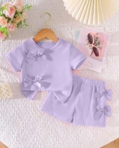 Conjunto de camiseta rosa con decoración de lazo Y pantalones cortos