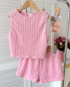 Top corto sin mangas de cuello redondo cómodo y pantalones cortos