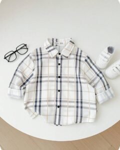 Camisa de manga larga con cuello a cuadros casual