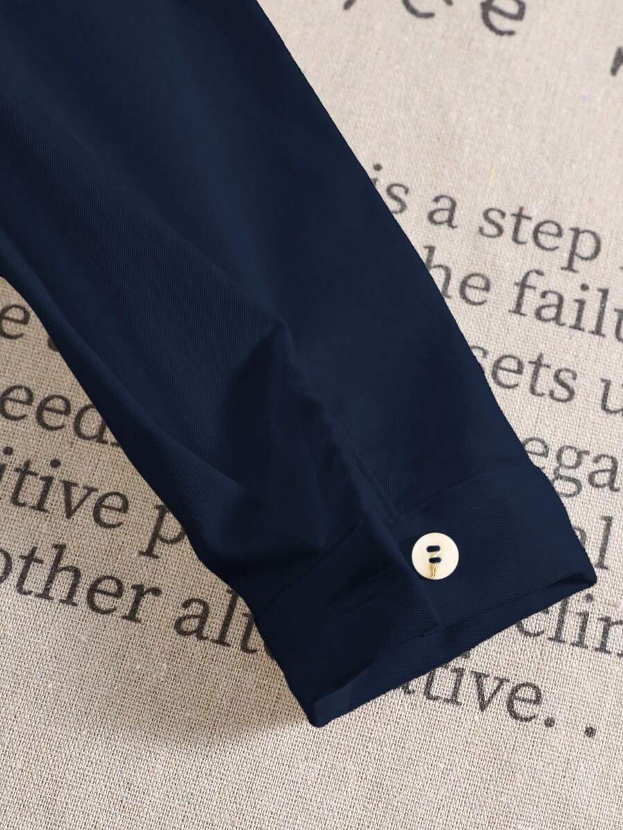 Camisa de manga larga con cuello vuelto y botones en diagonal - Imagen 2