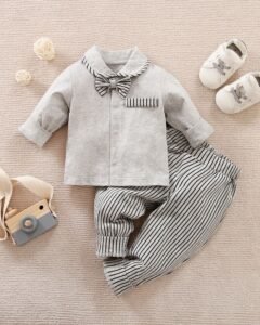 Camisa con lazo delantero & Pantalones de rayas