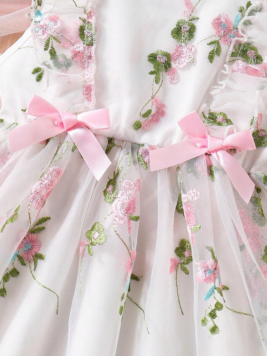 Vestidos sin mangas con maya y decoración de flores - Imagen 3