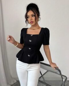 Blusa elegante de princesa con cuello cuadrado tejida