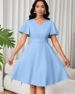 Vestido línea A con mangas abullonadas y unicolor elegante