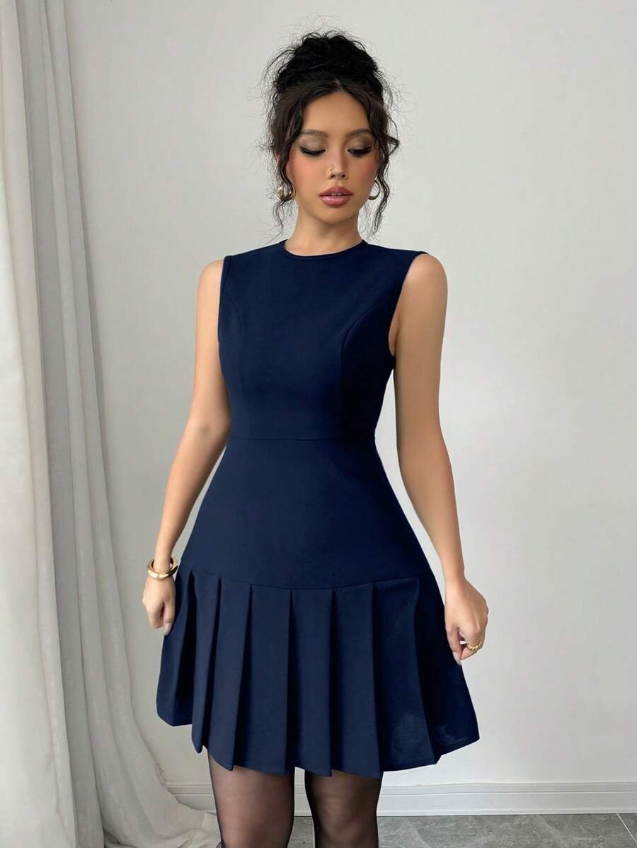 Vestido azul mini ajustado de mujer con volantes en el bajo - Imagen 2