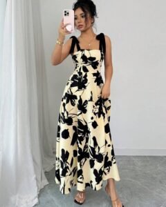 Vestido casual de vacaciones con diseño acampanado y cintura ceñida