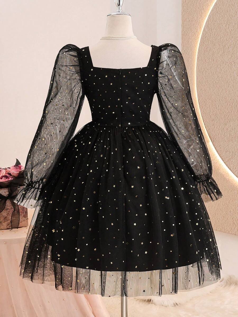 Vestido de manga larga con decoración de estrellas y lunas doradas - Imagen 3