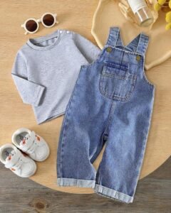 Conjunto de peto vaquero y camiseta de manga larga para bebé
