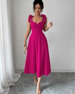 Vestido elegante y romántico con lazo decorativo en la cintura