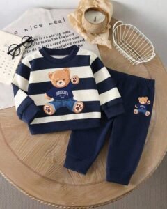 Sudadera con gráfico de oso a rayas y pantalón de chándal a juego