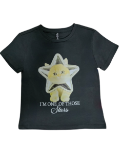 Playera gris con estampado gatito