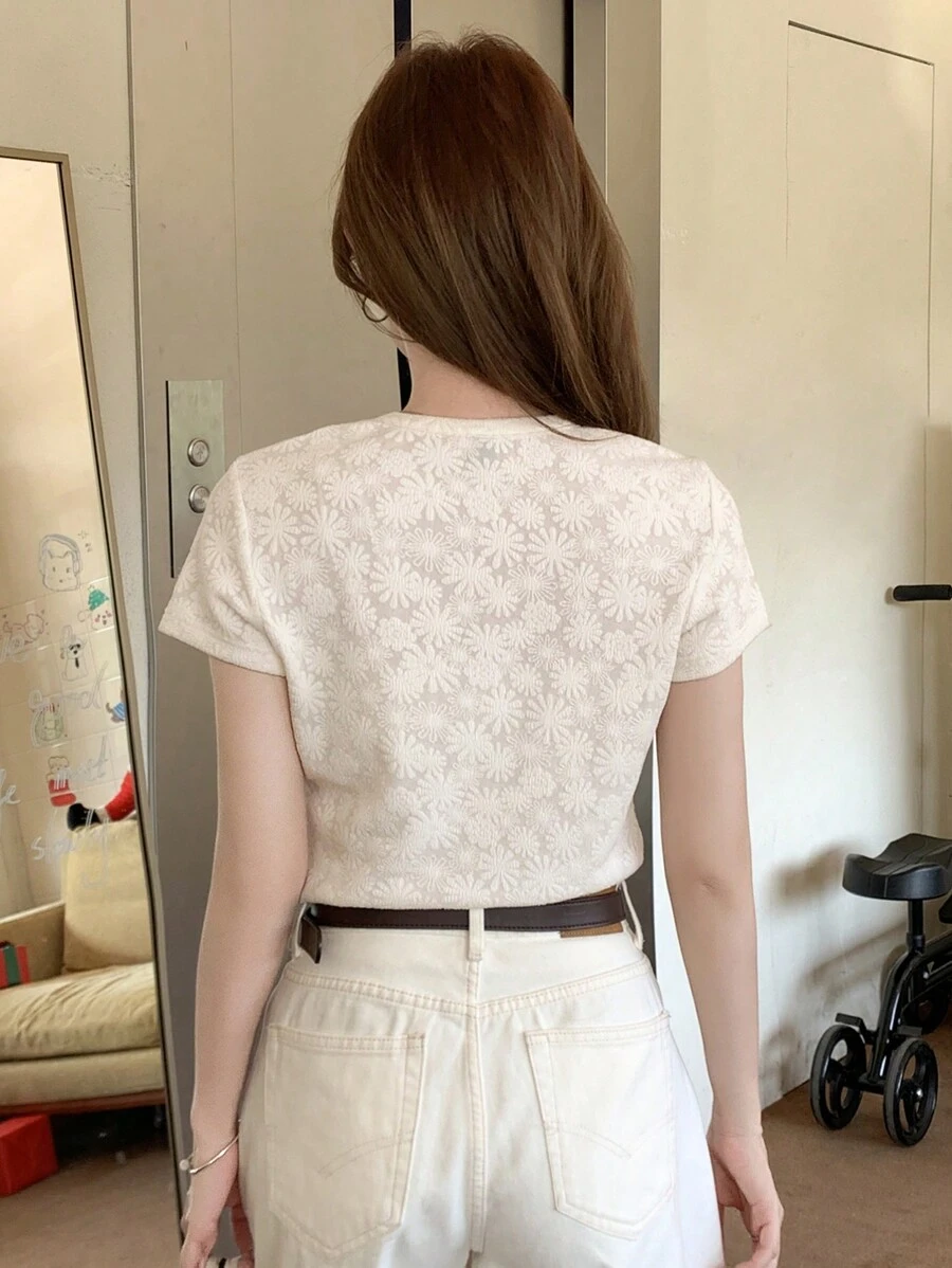 Camiseta de mujer de ajuste ligeramente holgado de tela texturizada - Imagen 3