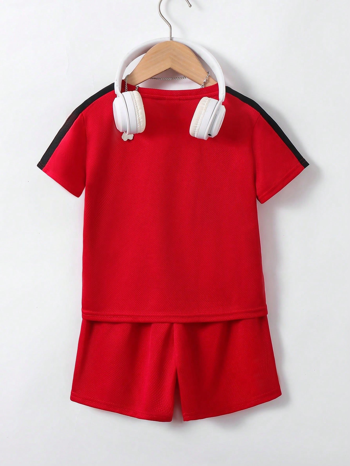 Camiseta de manga corta con cuello redondo y shorts de punto - Imagen 3