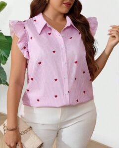 Blusa de mujer talla grande con estampado de corazones a rayas