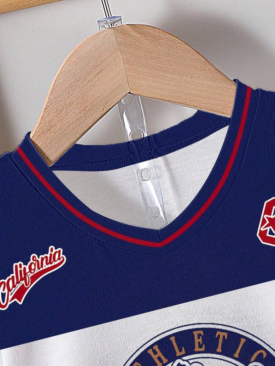 Camiseta manga corta con cuello en V a juego con pantalones cortos - Imagen 3