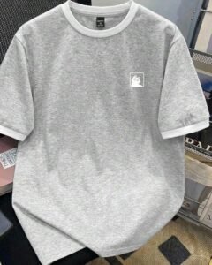 Camiseta casual de manga corta con estampado floral y ribete
