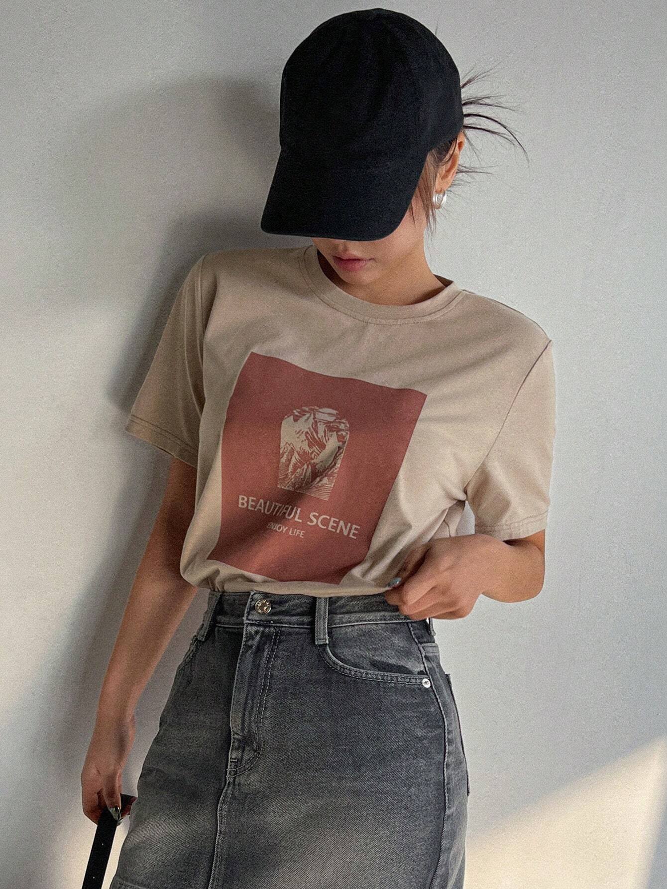 Camiseta de manga corta de cuello redondo con estampado