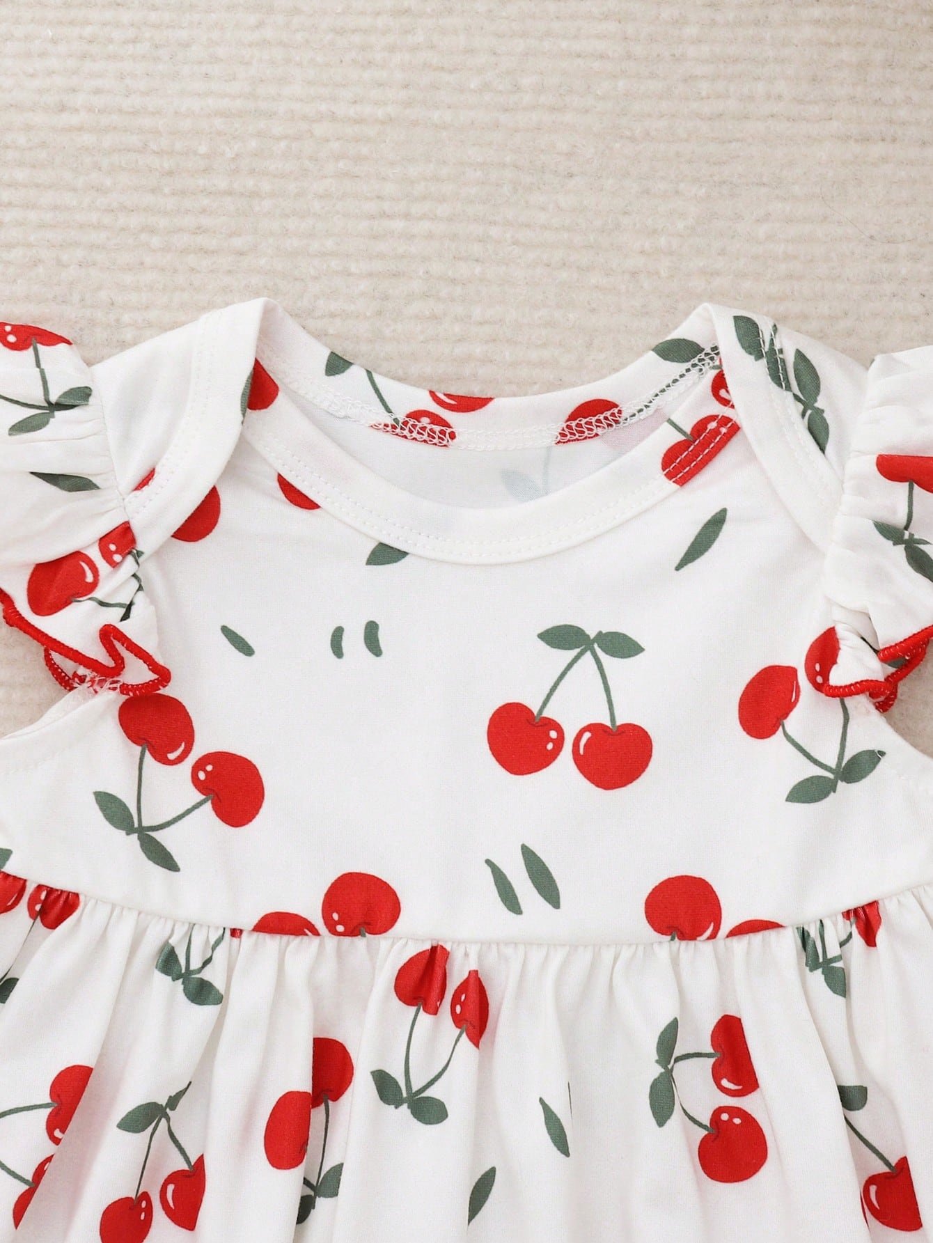 Vestido de verano de punto con manga de volantes y estampado de cerezas - Imagen 3