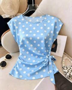 Blusa casual de uso diario de mujer con cuello redondo y lunares