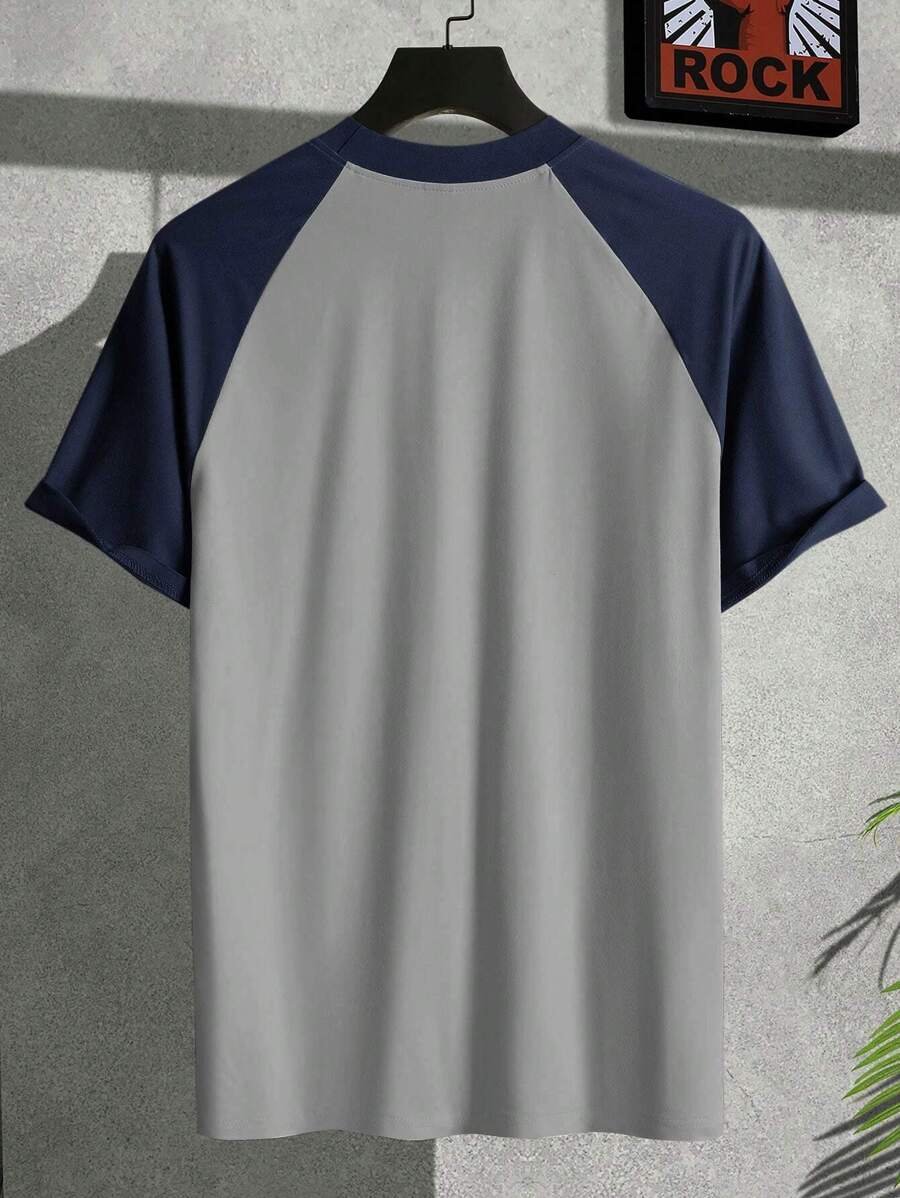 Camiseta de color combinado de manga raglán con diseño de parche - Imagen 3