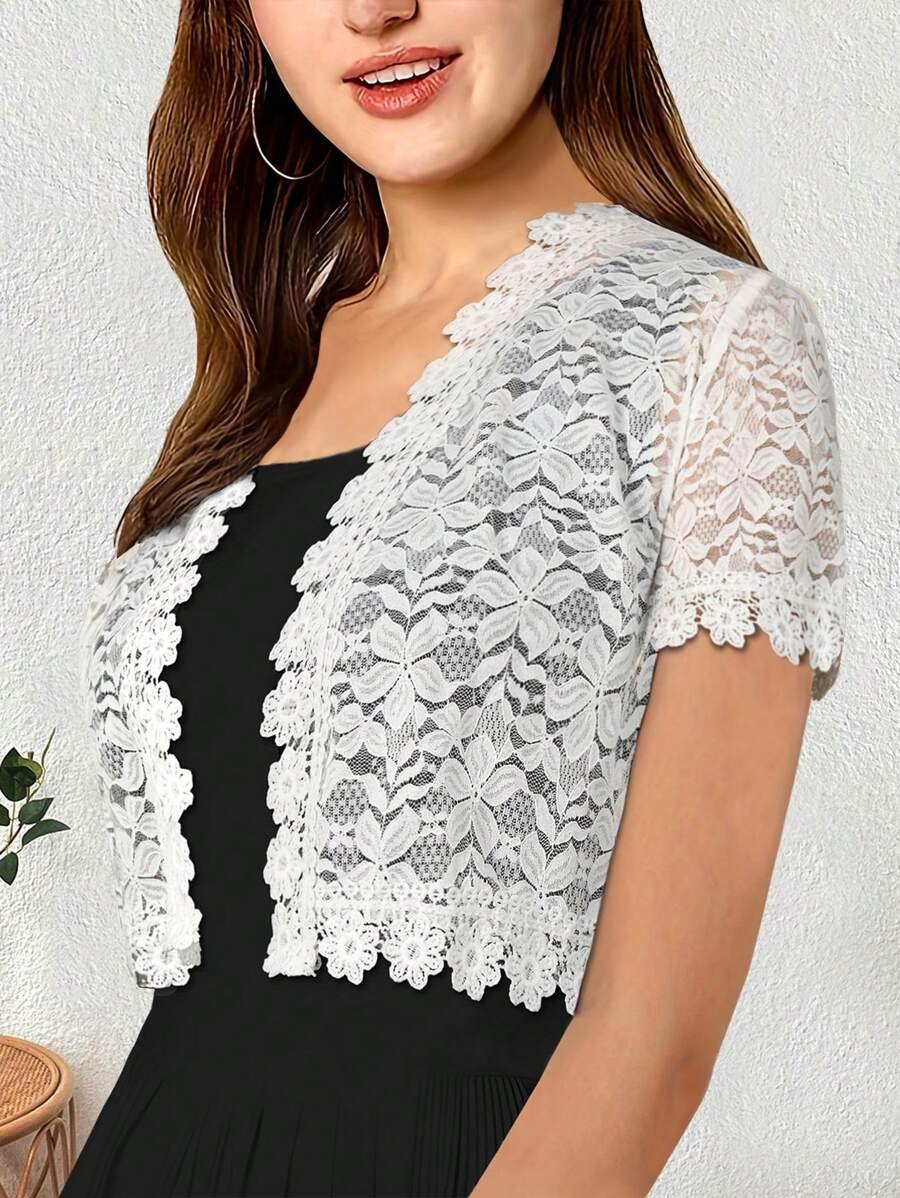 Bolero de manga corta con encaje de camelias de estilo casual