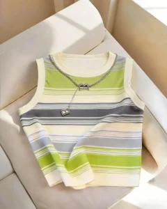 Camiseta de uso diario versátil y casual con cuello redondo