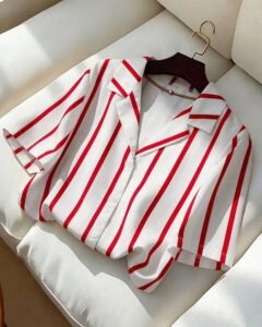 Blusa de mujer de manga corta y cuello en V adelgazante