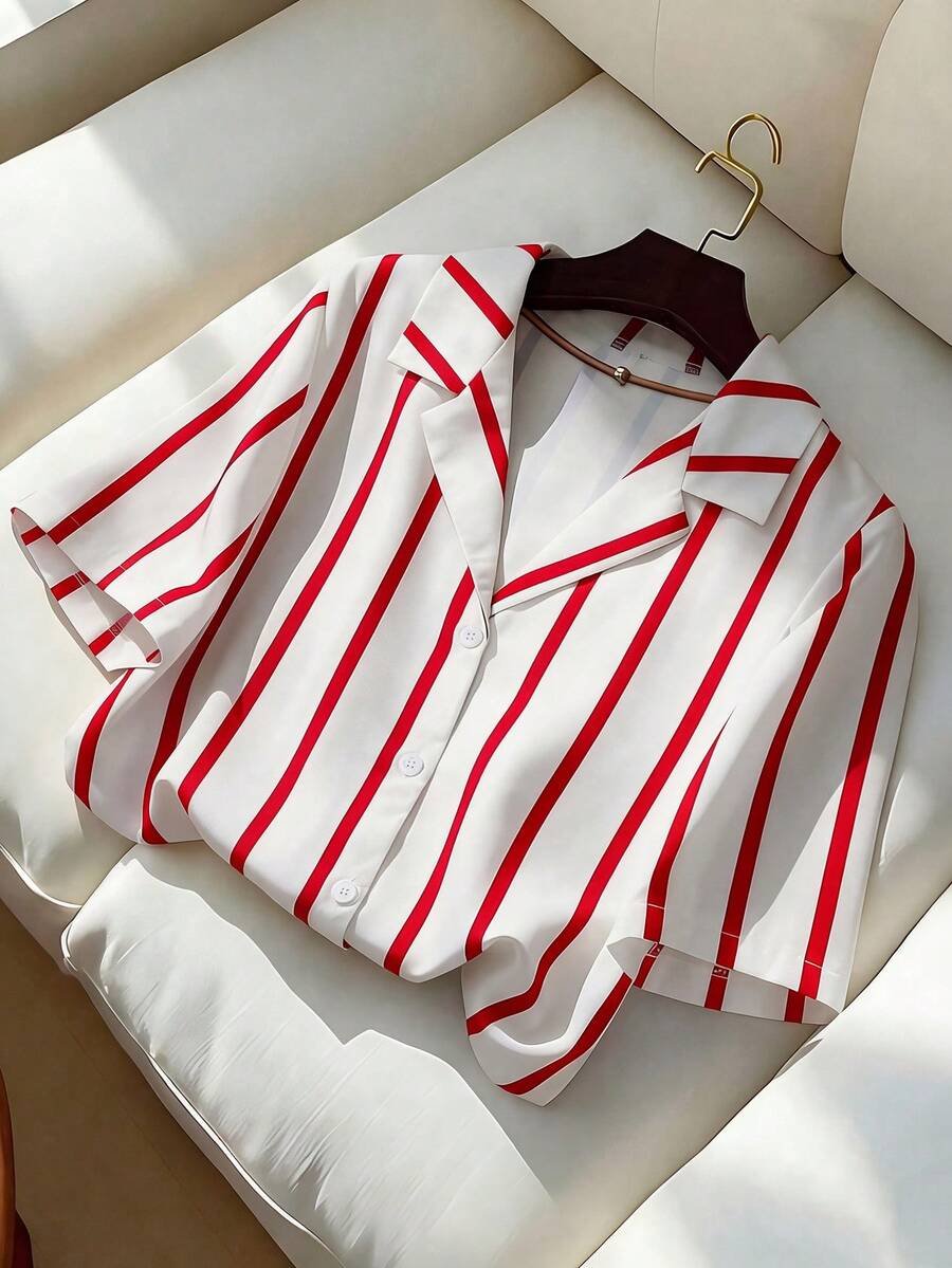 Blusa de mujer de manga corta y cuello en V adelgazante