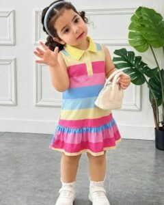 Vestido polo casual y de casa para niña con volantes en el bajo