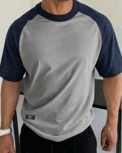 Camiseta de color combinado de manga raglán con diseño de parche