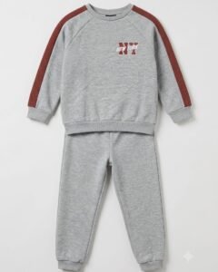 Conjunto pantalón sudadera combinado