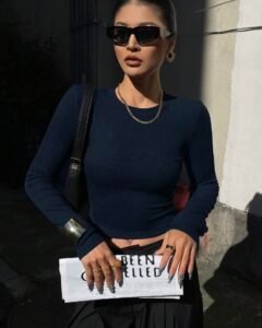 Camiseta ajustada y sexy con espalda descubierta para mujer