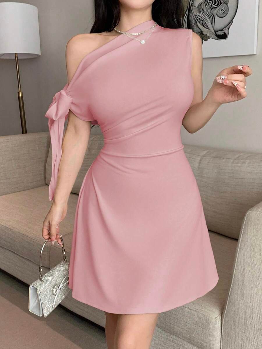 Vestido corto asimétrico con nudo en la cintura para mujer - Imagen 2