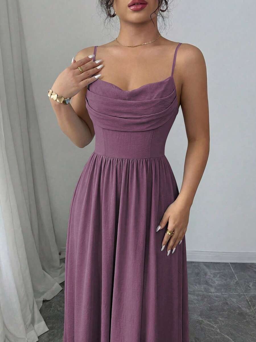 Vestido elegante y romántico de mujer con tirantes de espagueti - Imagen 2