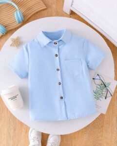 Camisa blanca de manga corta con cuello para niños estilo casual