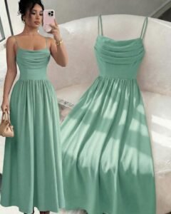 Vestido elegante y romántico de mujer con tirantes de espagueti, cintura ceñida