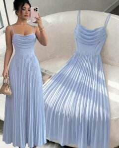 Vestido elegante con tirantes de espagueti y cintura plisada
