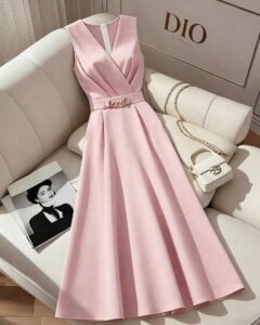 Vestido de mujer de color rosa claro sólido con cuello en V sin mangas