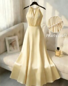 Vestido de mujer con cuello de halter delicad