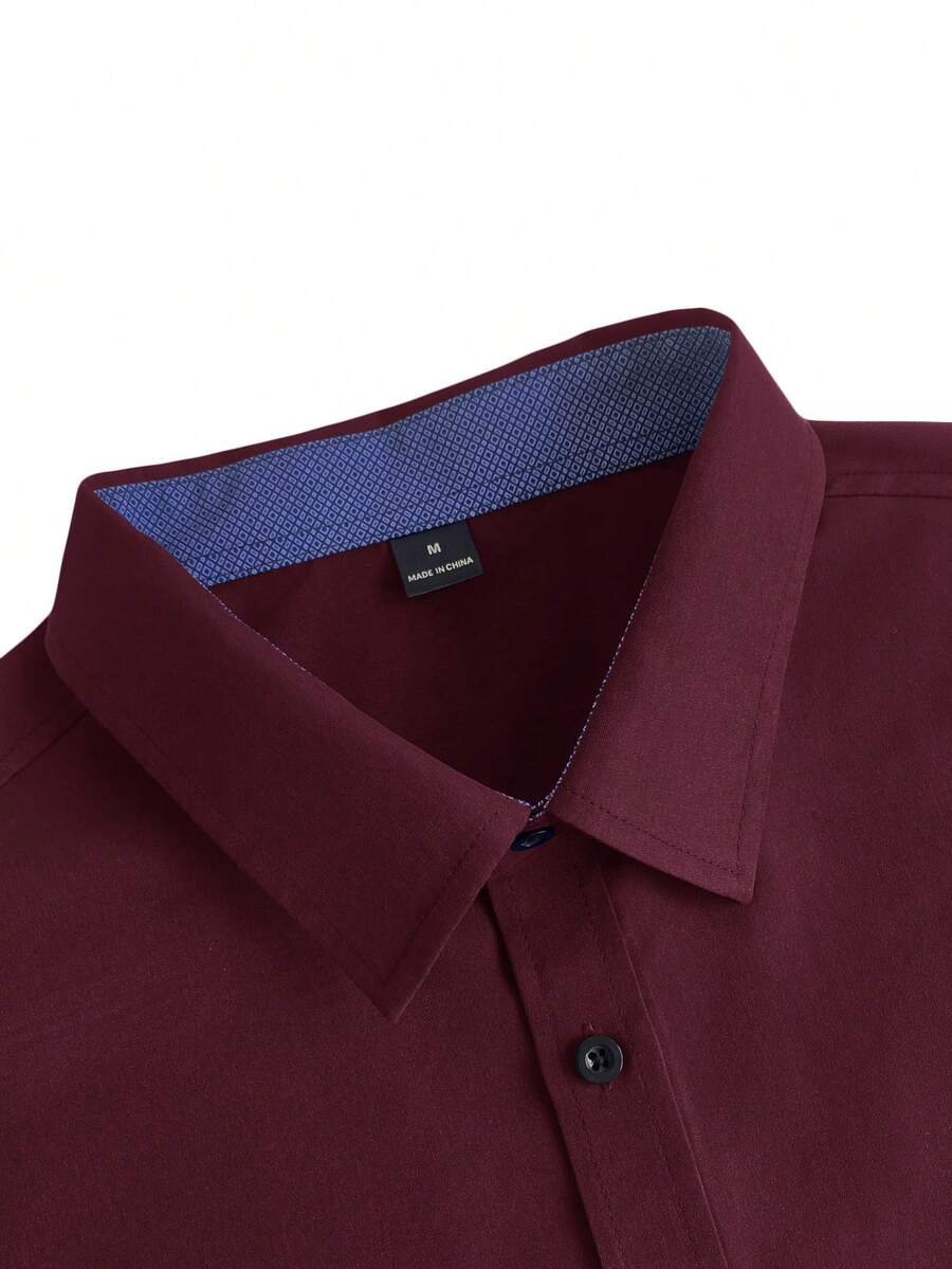 Camisa casual formal de manga corta con botones de color rojo vino - Imagen 2
